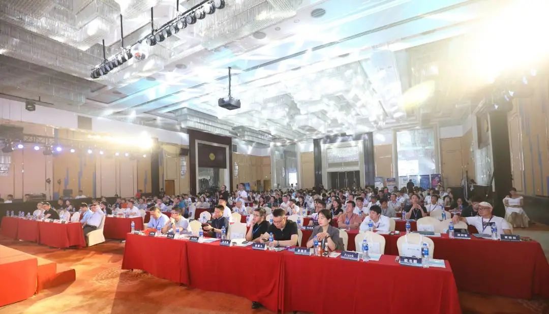 z6com.尊龙时凯受邀参与第八届全国时尚消费品格业转型顶峰论坛丨市场活动